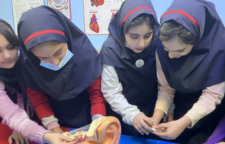 زنگ آزمایشگاه علوم 6