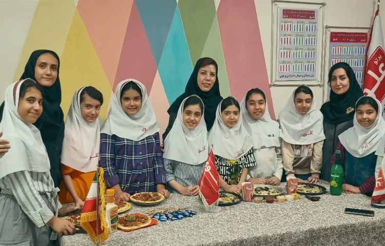 زنگ آشپزی در دبستان دخترانه پرتوعلوی شیراز