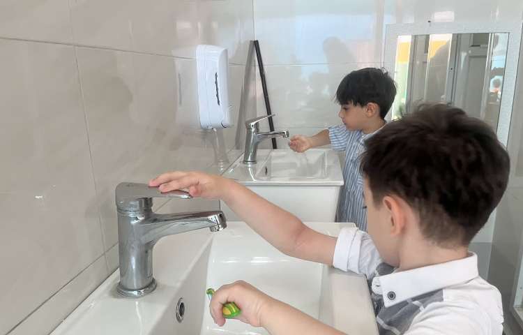 زنگ استقلال من و زنگ تابستانه 5