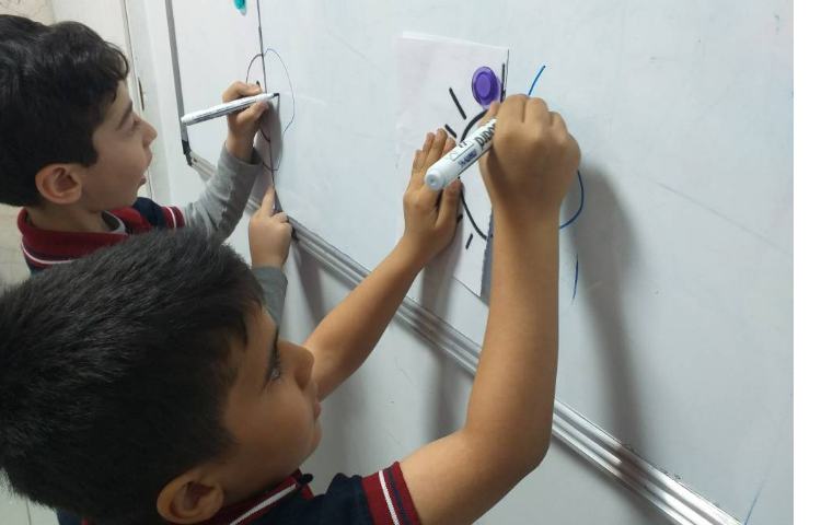 زنگ بازی هدفمند و تلفیق با درس ریاضی مبحث تقارن کلاس پیش 2 3