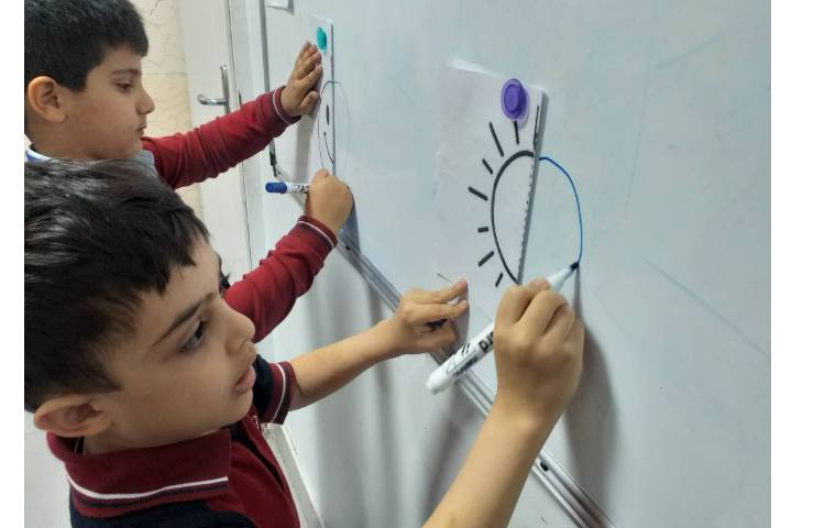 زنگ بازی هدفمند و تلفیق با درس ریاضی مبحث تقارن کلاس پیش 2