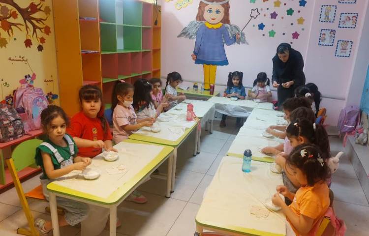 زنگ تفریح:آشپزی با کودکان (آب دوغ خیار) 2