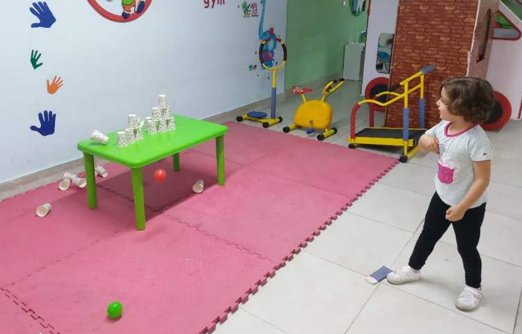 زنگ تفریح:لیوان چینی 3