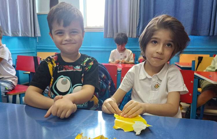 :زنگ تفریحی، با موضوع دست ورزی و تقویت مچ دست 1