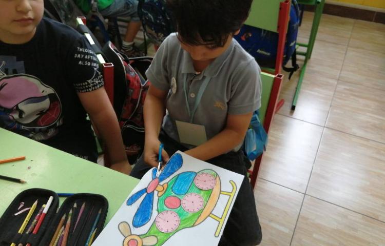 : زنگ تفریح، تلفیق ریاضی و خلاقیت هلی کوپتر ساعتی 2