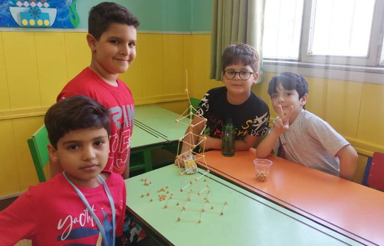 : زنگ تفریح، سازه نخودی 3