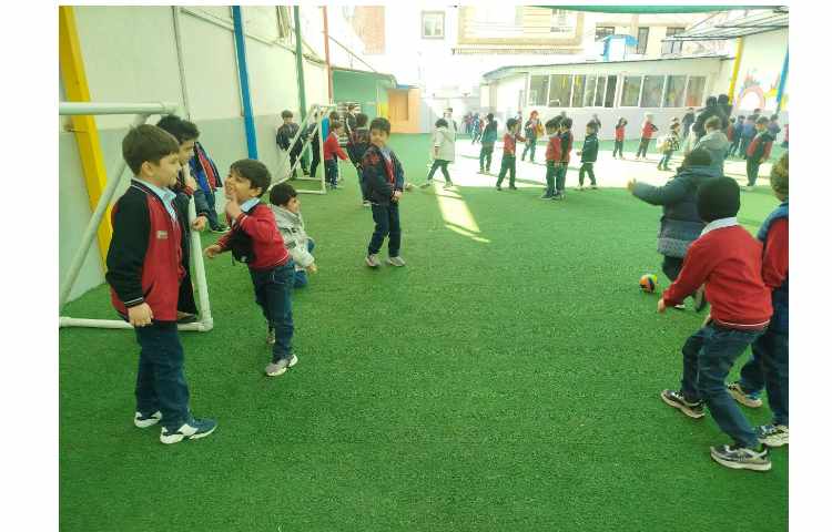 زنگ تفریح شاد 16