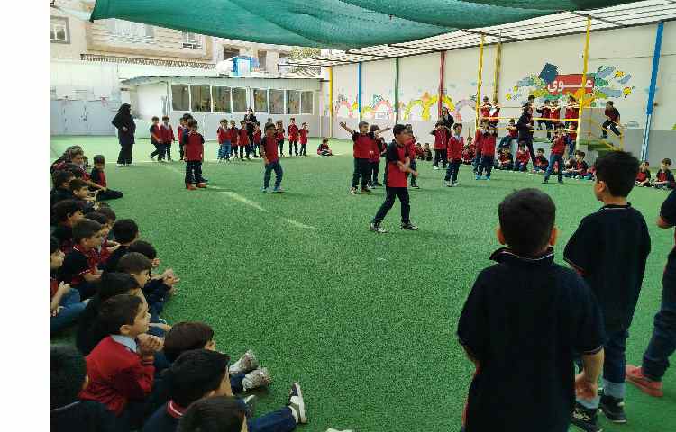 زنگ تفریح شاد 8