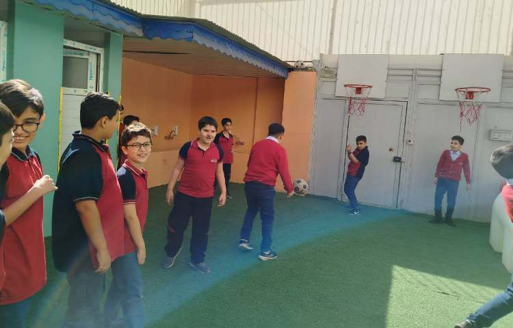 زنگ تفریح شاد 8