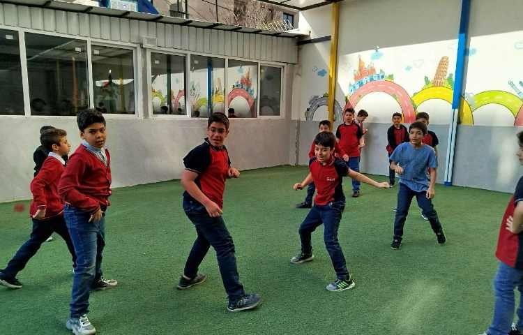 زنگ تفریح شاد 8