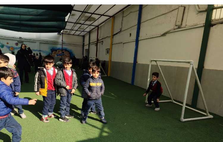 زنگ تفریح شاد 8