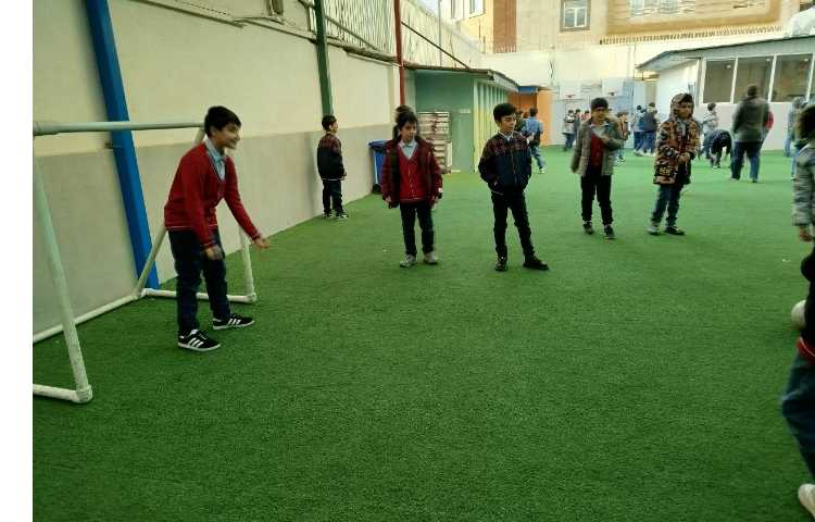 زنگ تفریح شاد 8