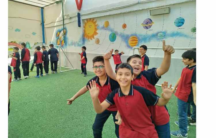 زنگ تفریح شاد