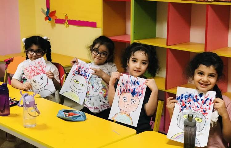 زنگ تفریح ( نقاشی با فوت ) 2