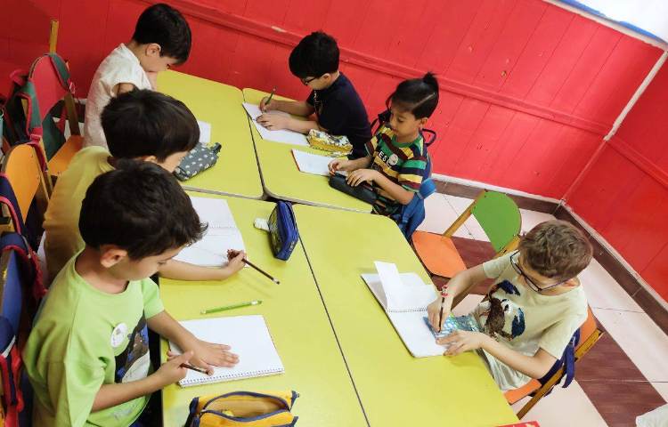 : زنگ تفریح، نقاشی با موضوع درخت و میوه ی تابستانی 4