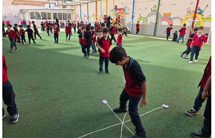 زنگ تفریح و بازی زبانی 8