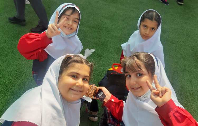 زنگ تفریح و دقایقی شاد 1