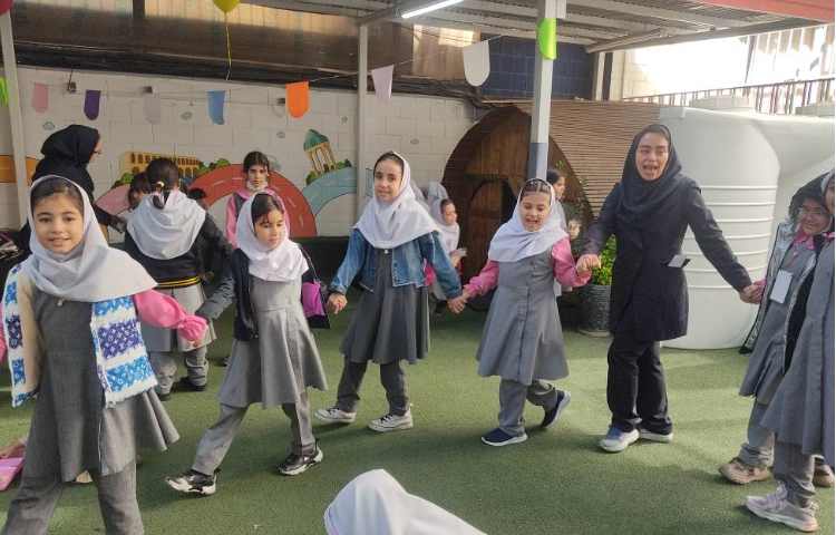 زنگ تفریح و شادکامه 3