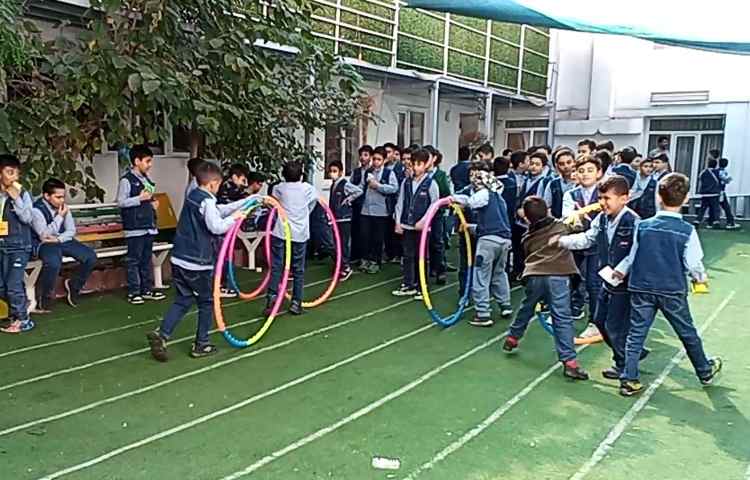 زنگ تفریح پویا