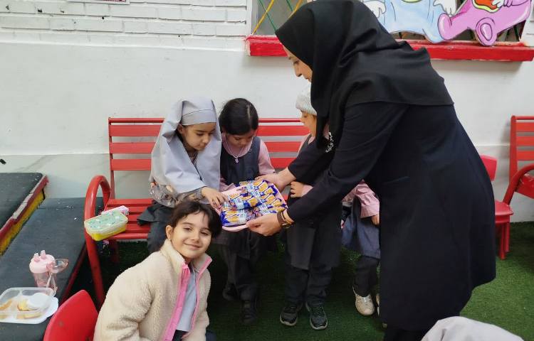 زنگ تفریح پیش دبستان 3