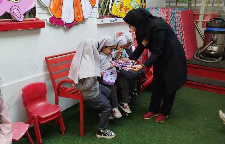 زنگ تفریح پیش دبستان 4