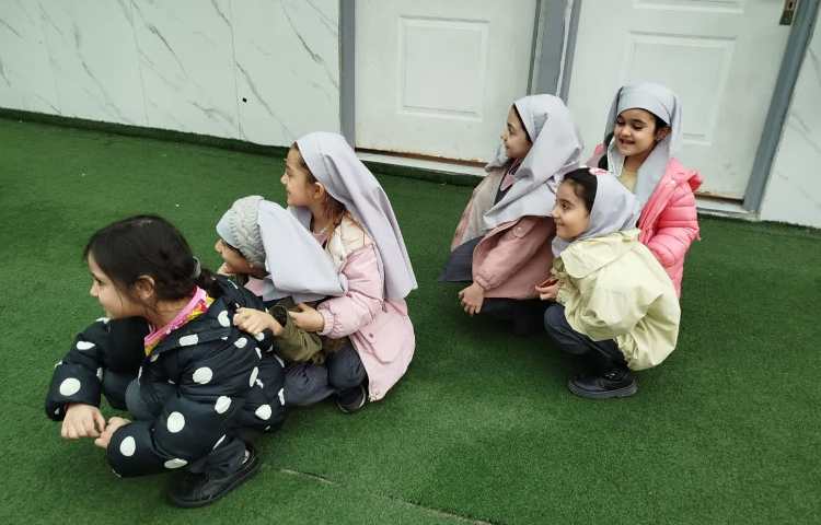 زنگ تفریح پیش دبستان 5