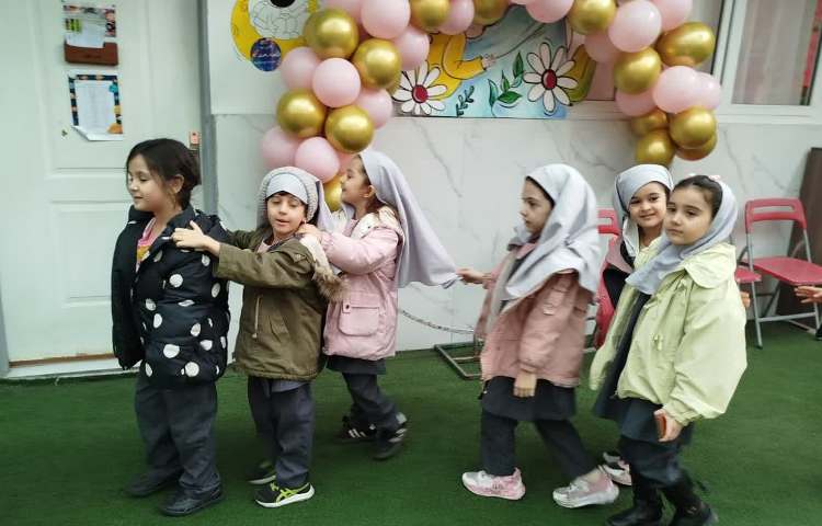 زنگ تفریح پیش دبستان 6