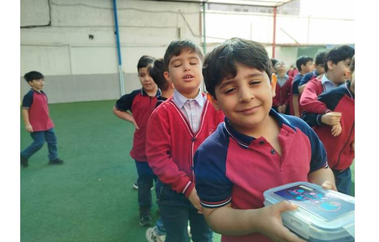 زنگ تفریح 8