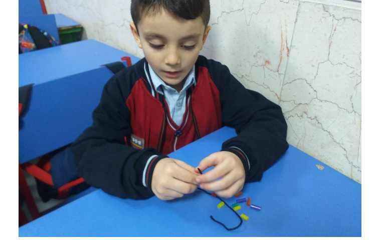 زنگ خوانداری آموزش هم آغاز صدای " د" ایجاد انگیزه ساخت دستبند با نی 1