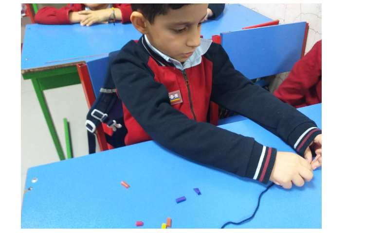 زنگ خوانداری آموزش هم آغاز صدای " د" ایجاد انگیزه ساخت دستبند با نی 3