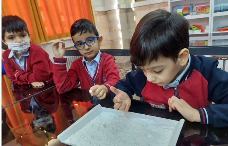 زنگ دانشمند کوچک آزمایش نمک شیرین 3