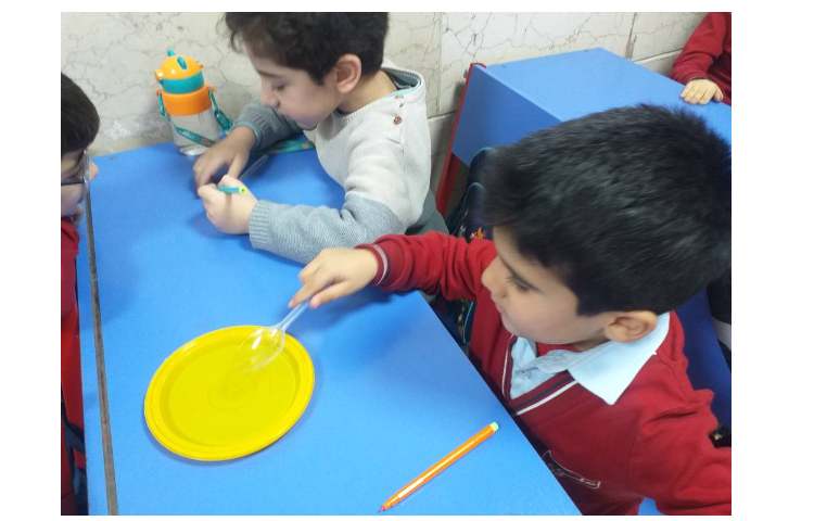 زنگ دانشمند کوچک انجام ازمایش نقاشی جادویی 2