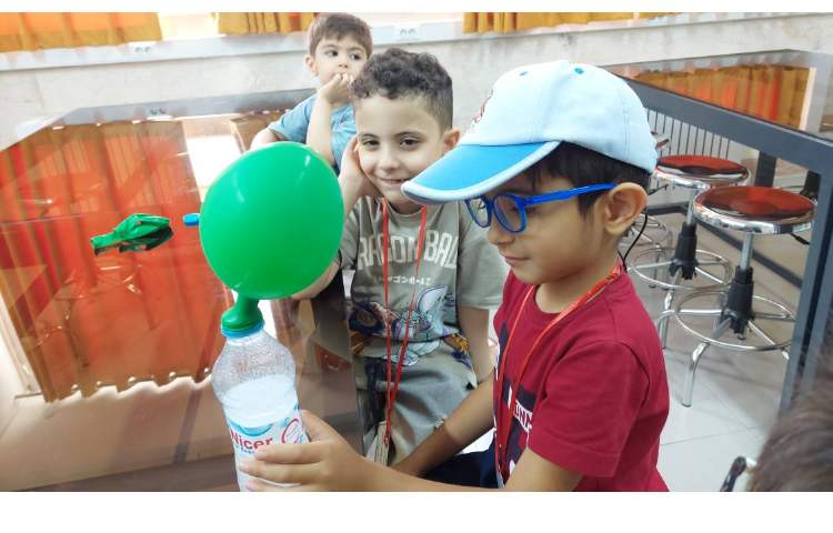 زنگ دانشمند کوچک بادکنک جادویی 6