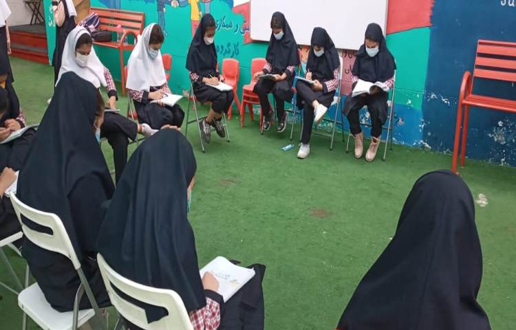 زنگ دایره مربوط به درس ادبیات‌فارسی 2