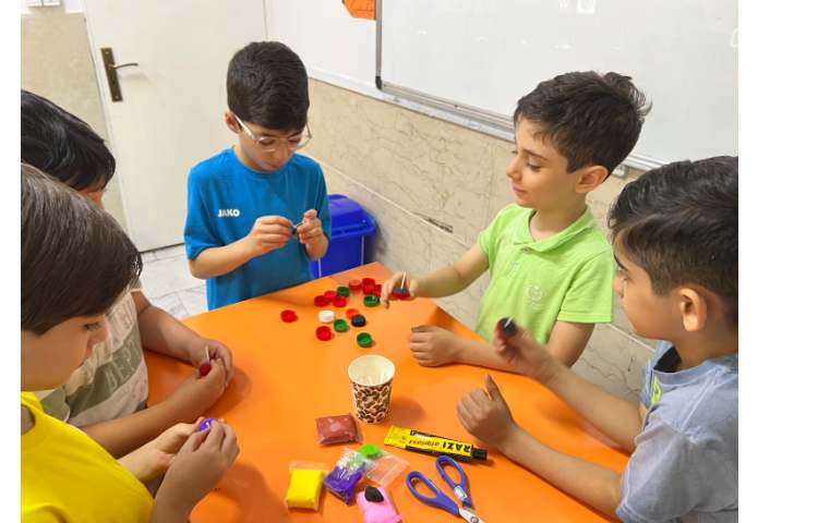 زنگ دست سازه ساخت فرفره با مواد بازیافتی 1