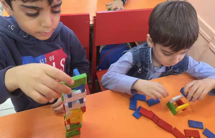 زنگ دومینو ساخت برج 4