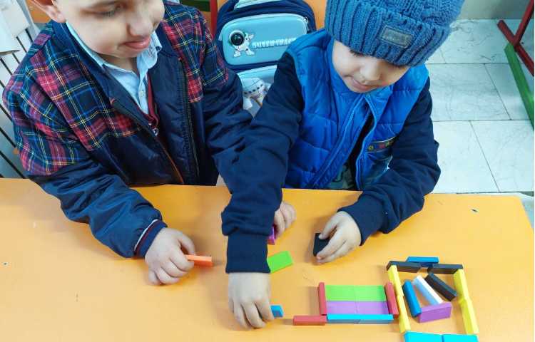 زنگ دومینو پیش 1