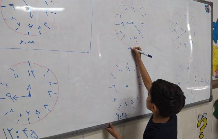 زنگ ریاضی-حل تمرین ساعت توسط دانش‌آموزان 3