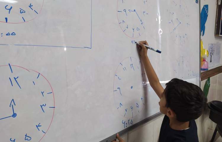 زنگ ریاضی-حل تمرین ساعت توسط دانش‌آموزان 4