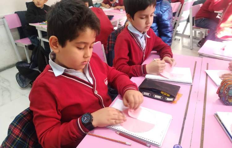 زنگ ریاضی : ارتباط کسر با ساعت 3