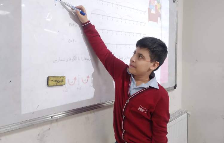 زنگ ریاضی : انجام تمرینات کتاب درسی و برگزاری طرح سنجش علوم 2