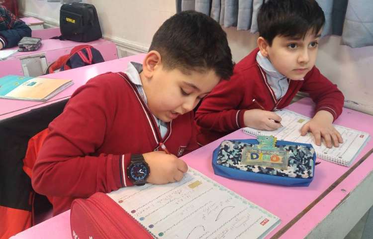 زنگ ریاضی: انجام فعالیت‌های کتاب درسی