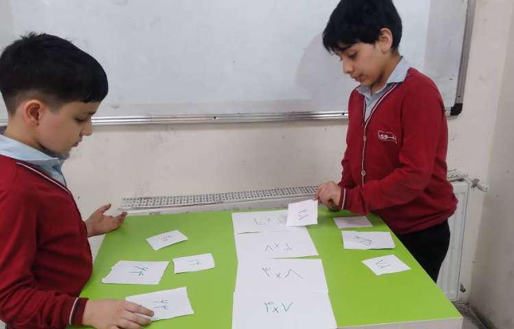 زنگ ریاضی: بازی سرعتی ضرب برای تثبیت یادگیری ضرب اعداد 1