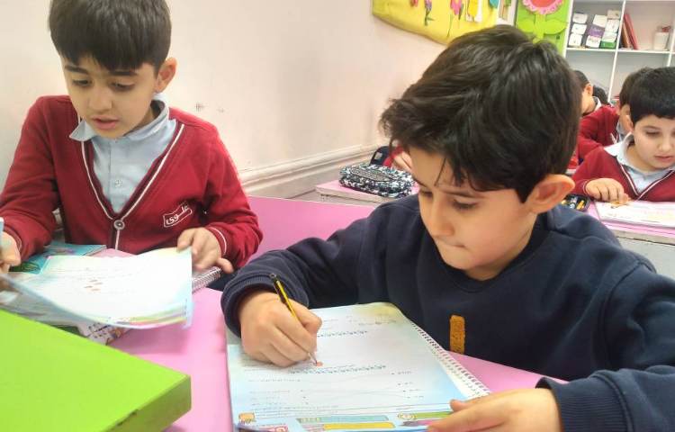 زنگ ریاضی برگزاری طرح سنجش ریاضی برگزار شد.