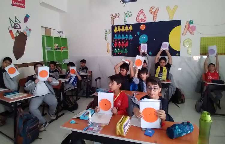 زنگ ریاضی: تدریس ساعت در بعد از ظهر