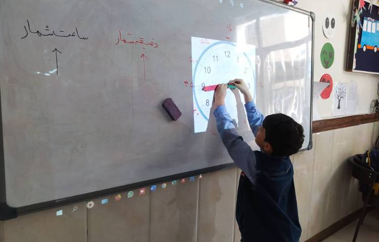 زنگ ریاضی، تدریس ساعت و دقیقه شمار 1