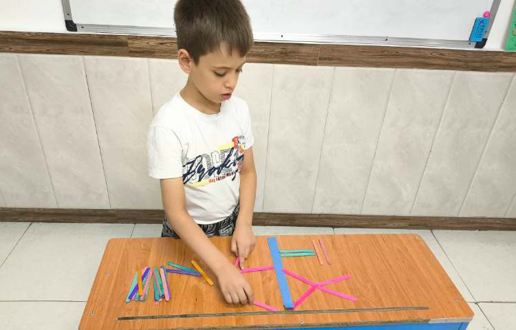 زنگ ریاضی - تقارن 6