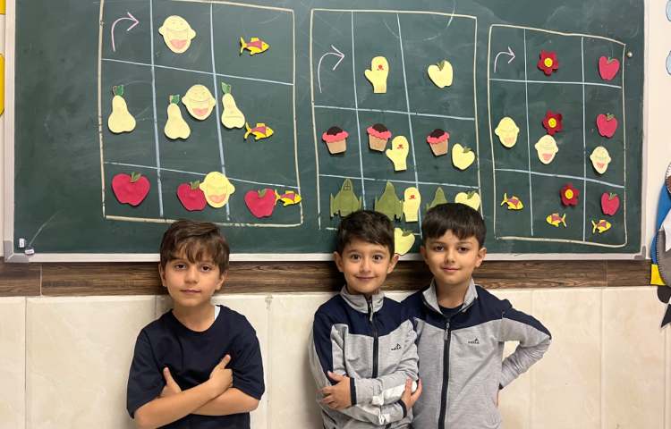 زنگ ریاضی: تمرین جدول نظام دار با مگنت‌های شکل‌دار 3