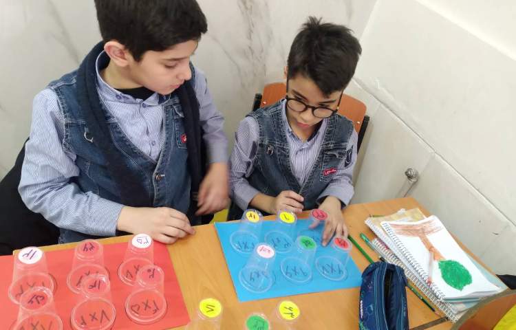 زنگ ریاضی: تمرین و تکرار ضرب با بازی 2