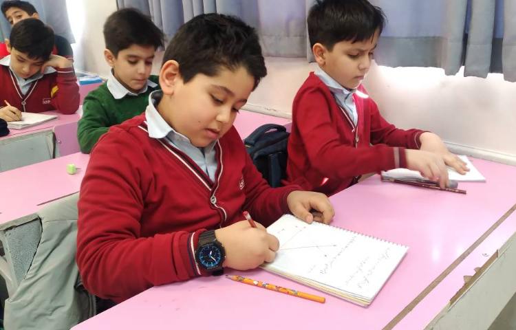 زنگ ریاضی: تمرین و تکرار ضرب و تقسیم 2